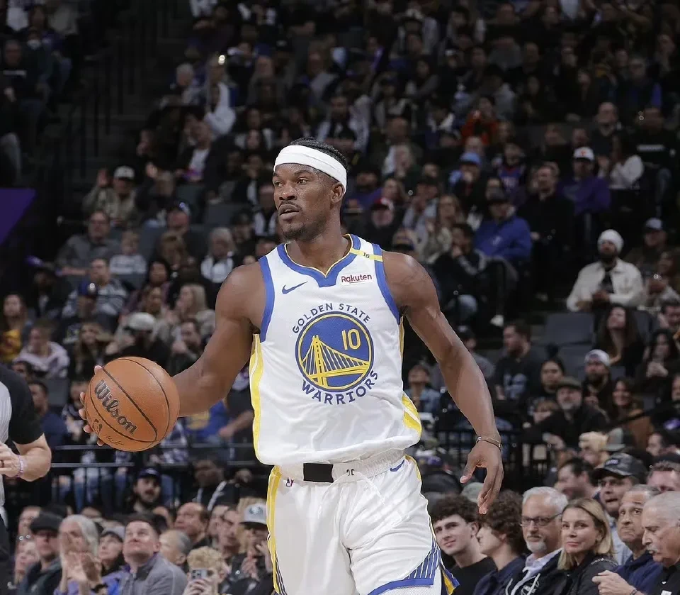 巴特勒爆冷击败MAD，出色防守引爆全场！